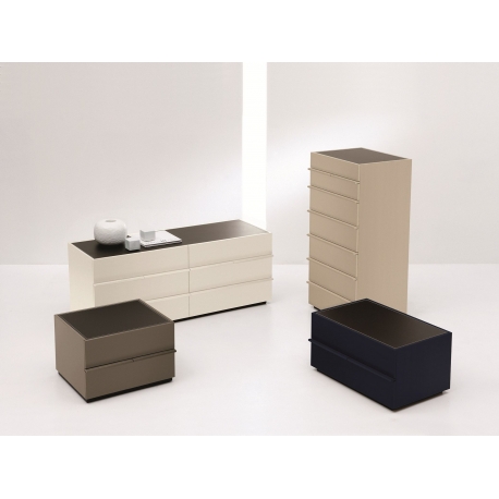 Aki Design: Pietro Arosio