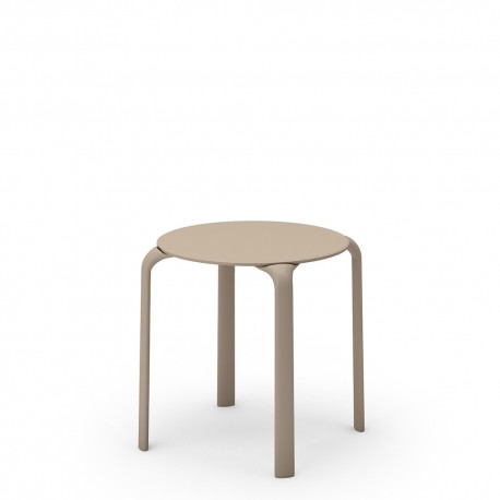 Tavolino impilabile per esterno Drop Table di Infiniti Design